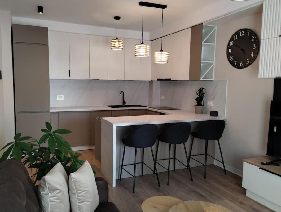 Hospitality By The Lake Home Sibiu Luaran gambar